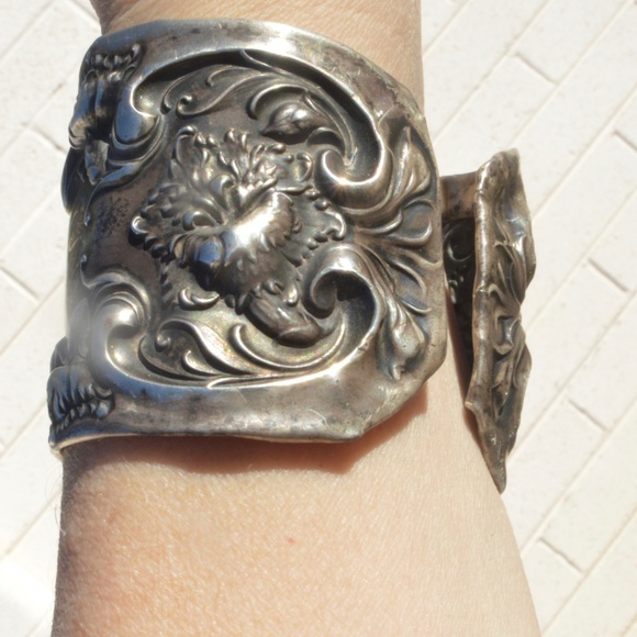 Antique Art Nouveau Floral Sterling Cuff Bracelet Victorian Repoussé Baroque - Picture 6 of 8
